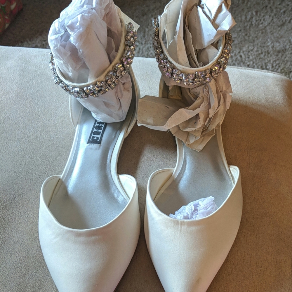 Vera Wang wedding flats